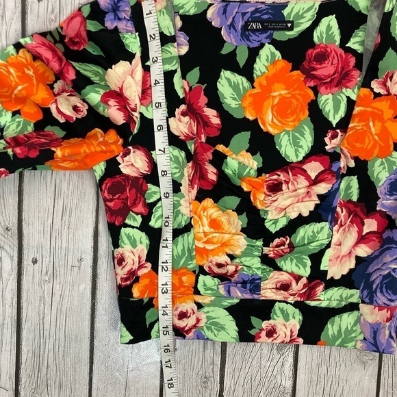 ZARA Multicolor Cropped Floral Print Top - Picture 9 of 12